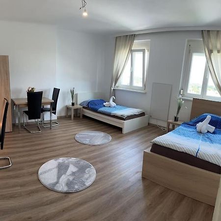 Kiki Living - Peaceful Apartment In Schwechat #2 Exterior foto